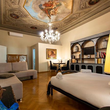 N4U Guest House Firenze Eksteriør billede