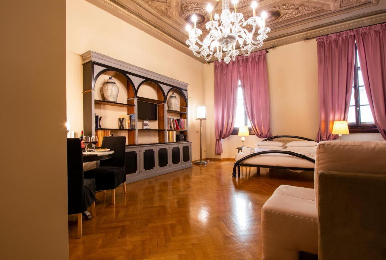 N4U Guest House Firenze Eksteriør billede