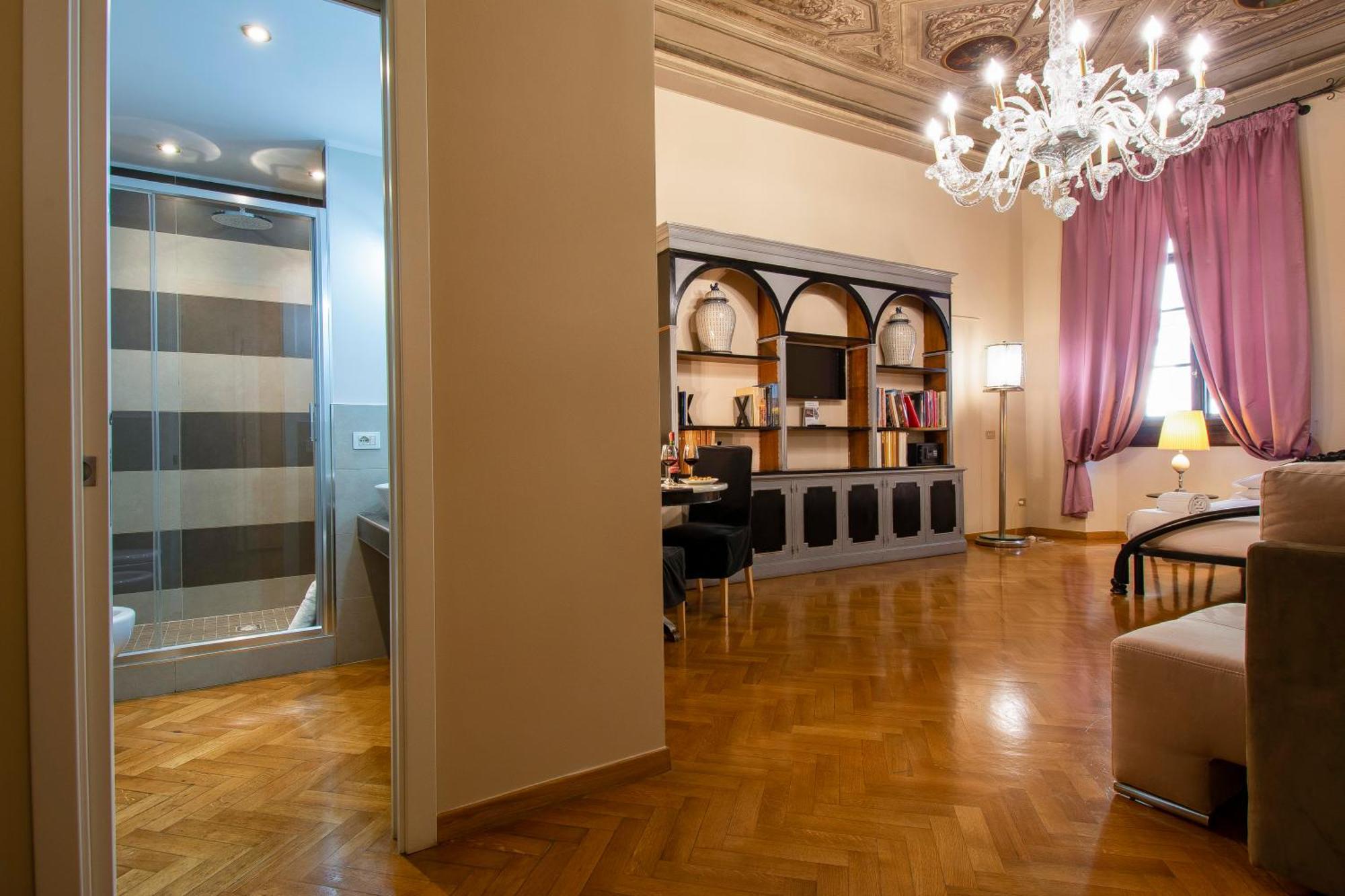 N4U Guest House Firenze Eksteriør billede