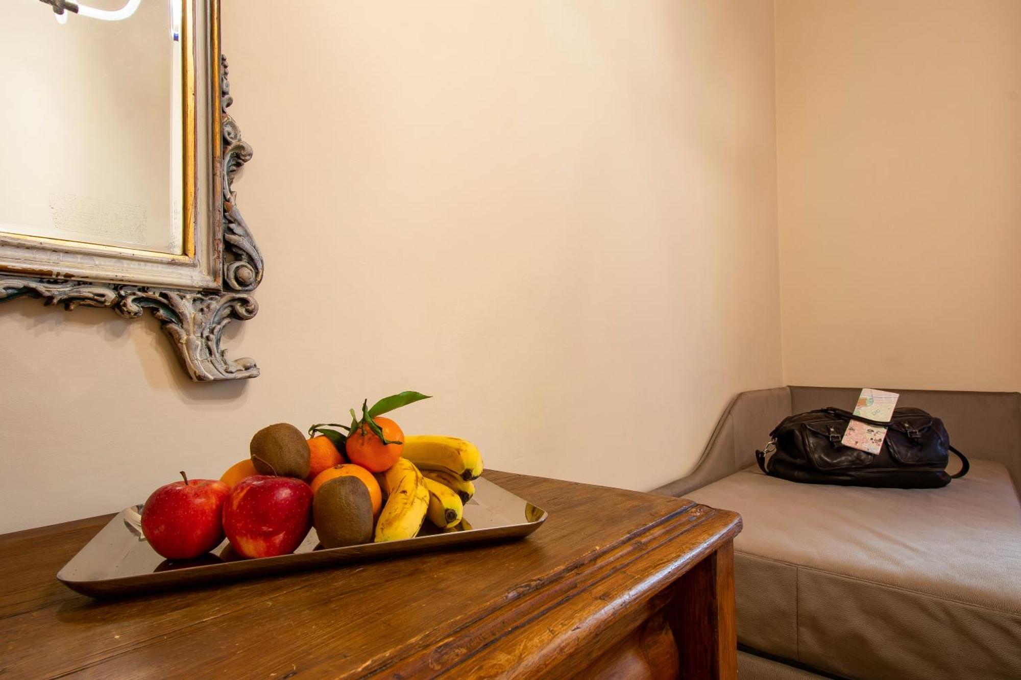 N4U Guest House Firenze Eksteriør billede