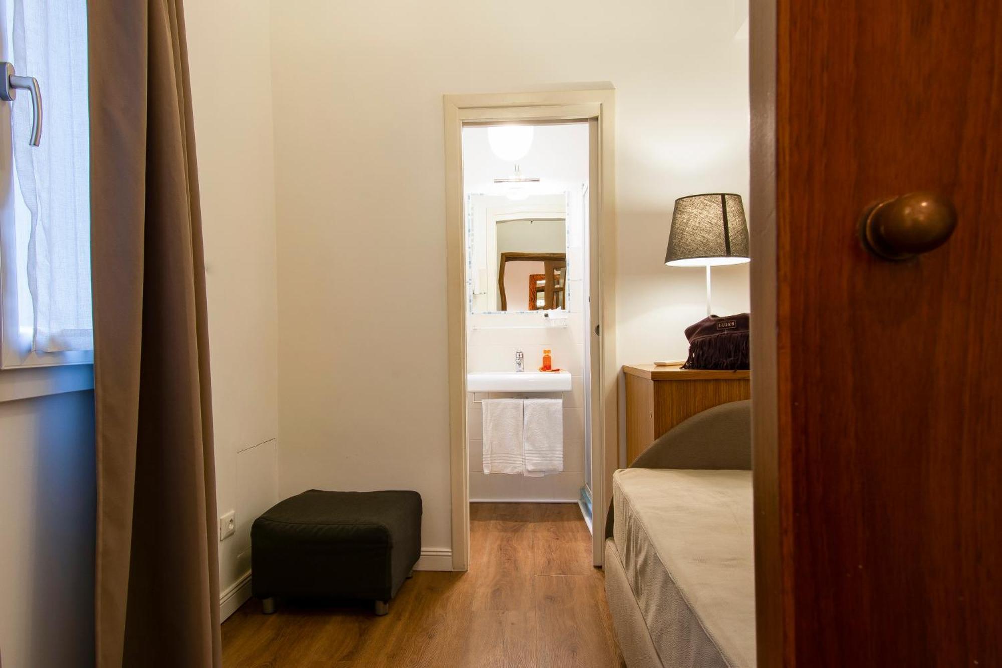 N4U Guest House Firenze Eksteriør billede