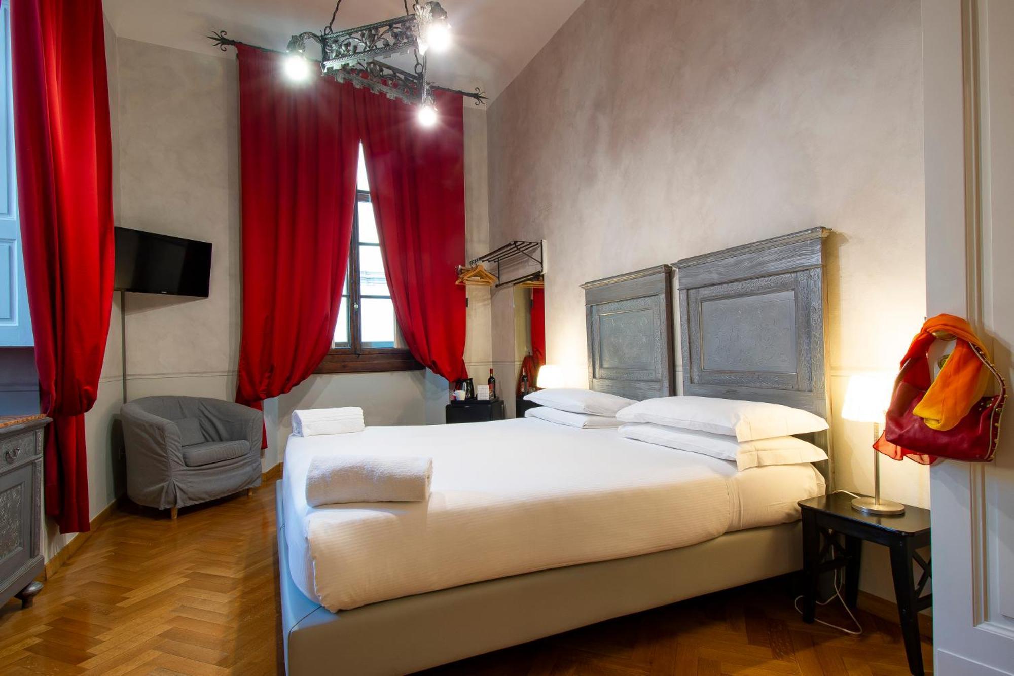 N4U Guest House Firenze Eksteriør billede