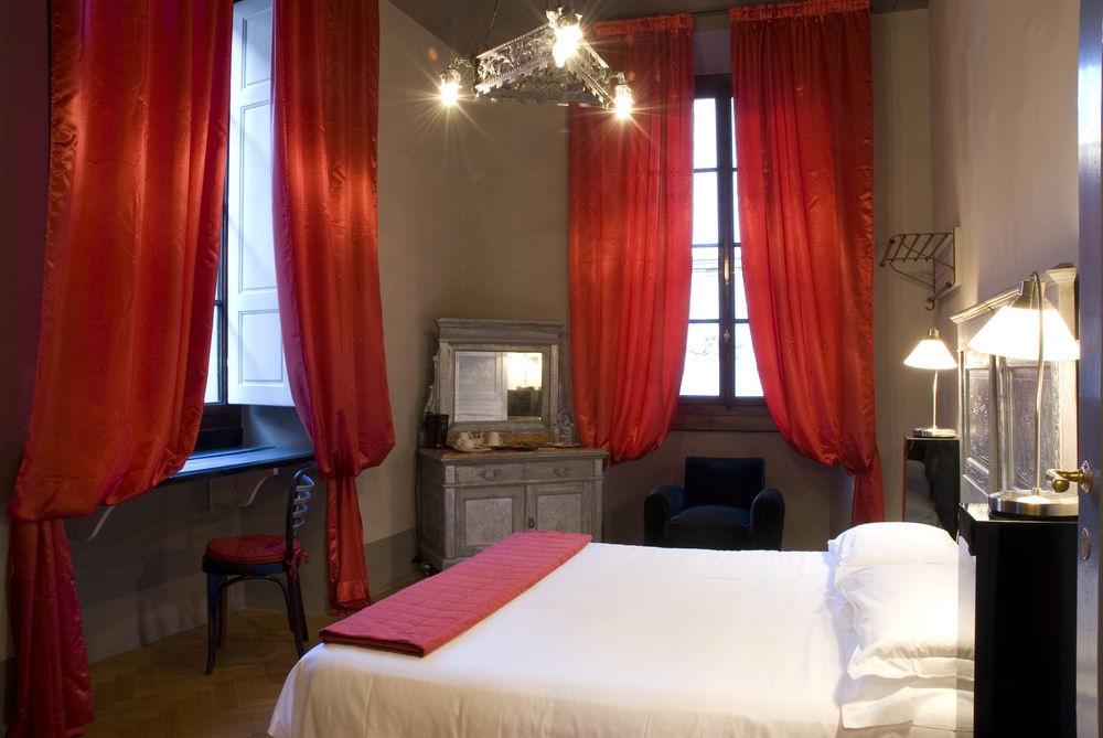 N4U Guest House Firenze Eksteriør billede